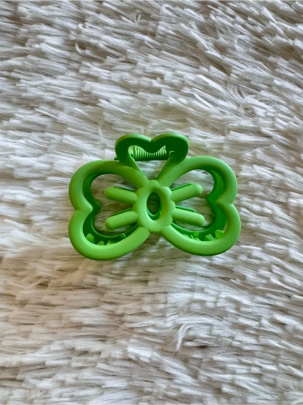 Hello kitty bows  Clips claw  - Yellow & Green set of 2